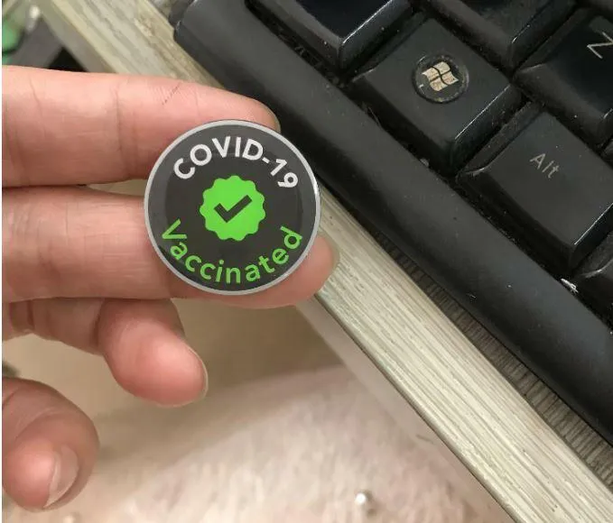 ✔ Covid-19 Vaccinated Lapel Pin