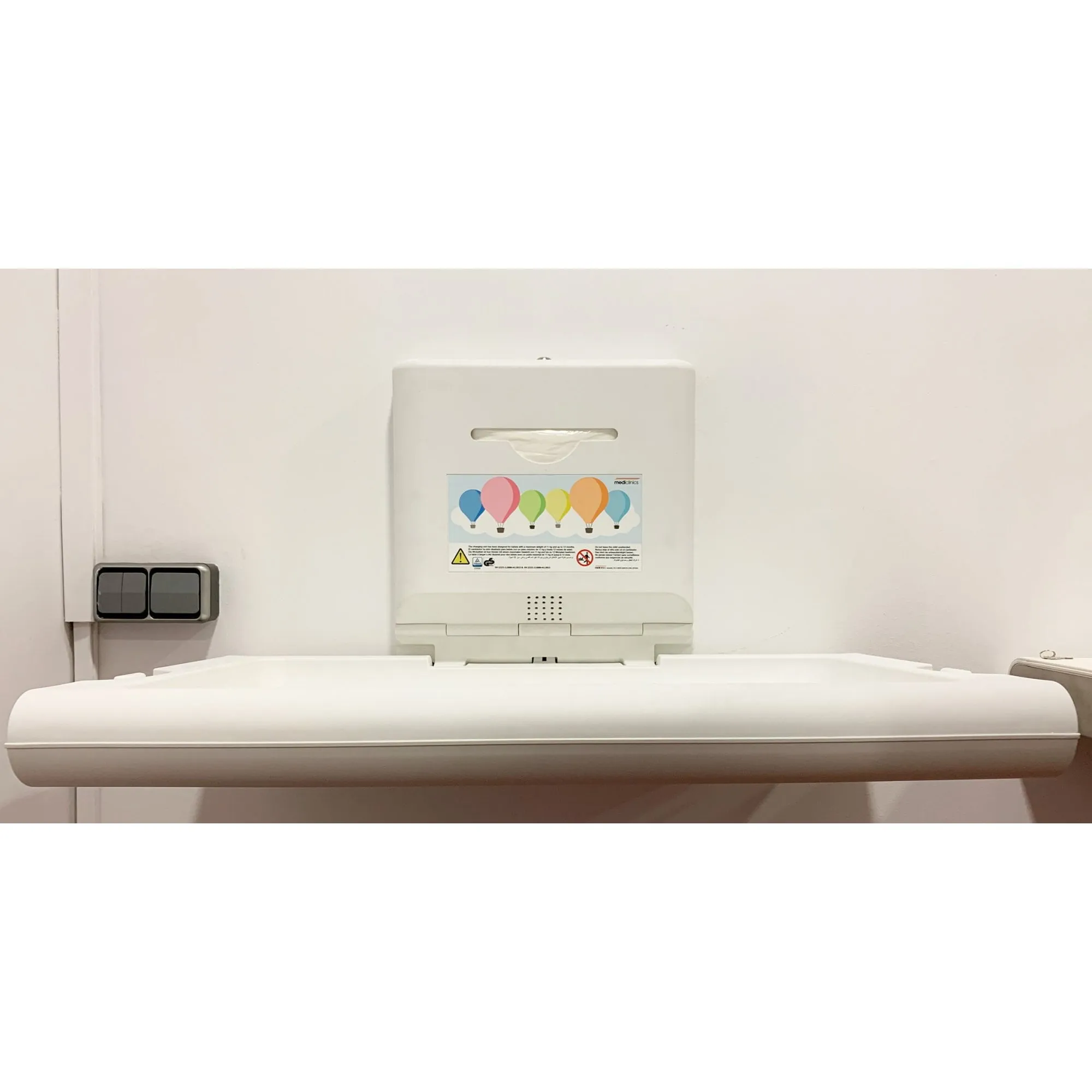 BabyMedi® Horizontal Baby Changing Station - Polypropylene / Stainless Steel with Ioniser