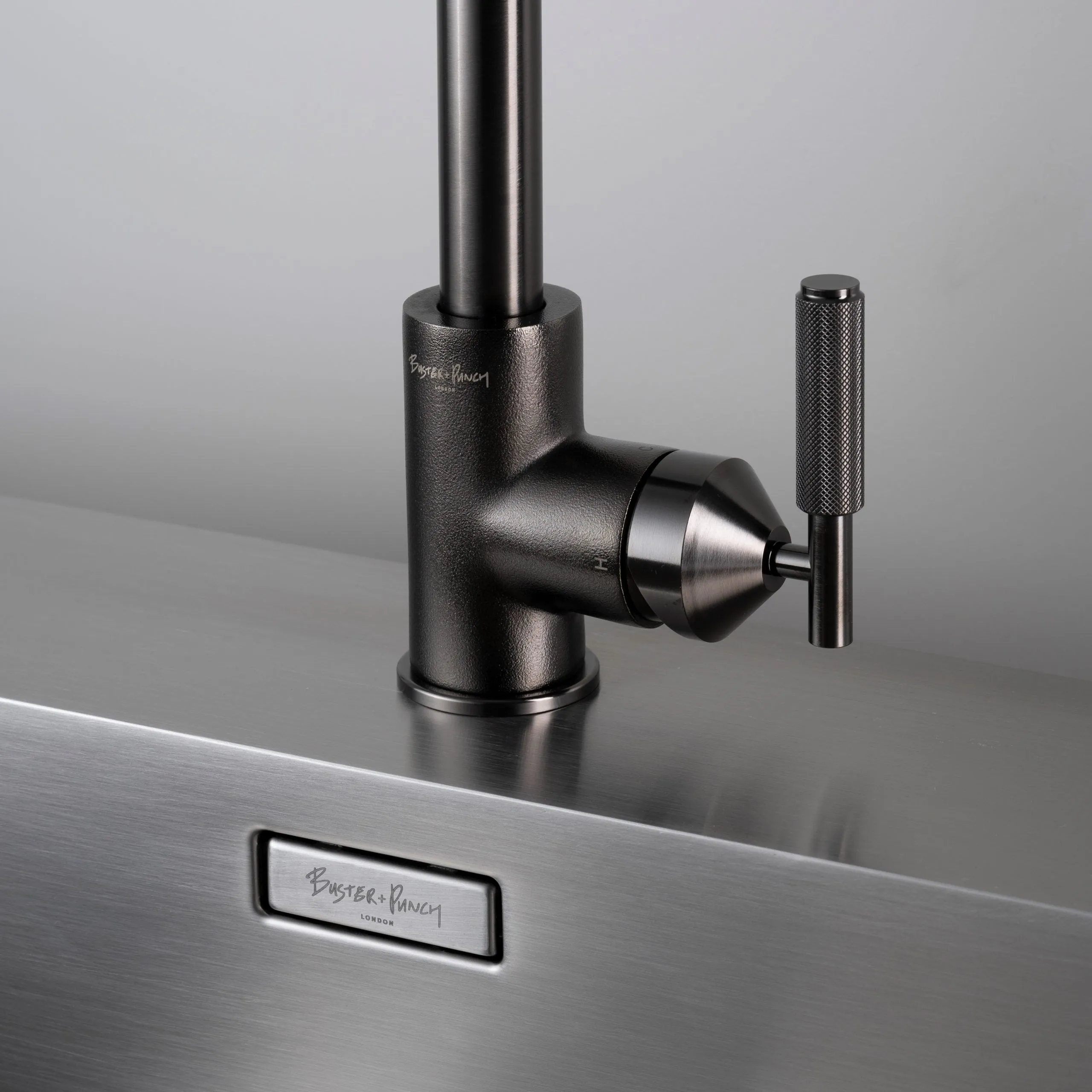 Buster   Punch Kitchen Faucet | Mixer | Cross