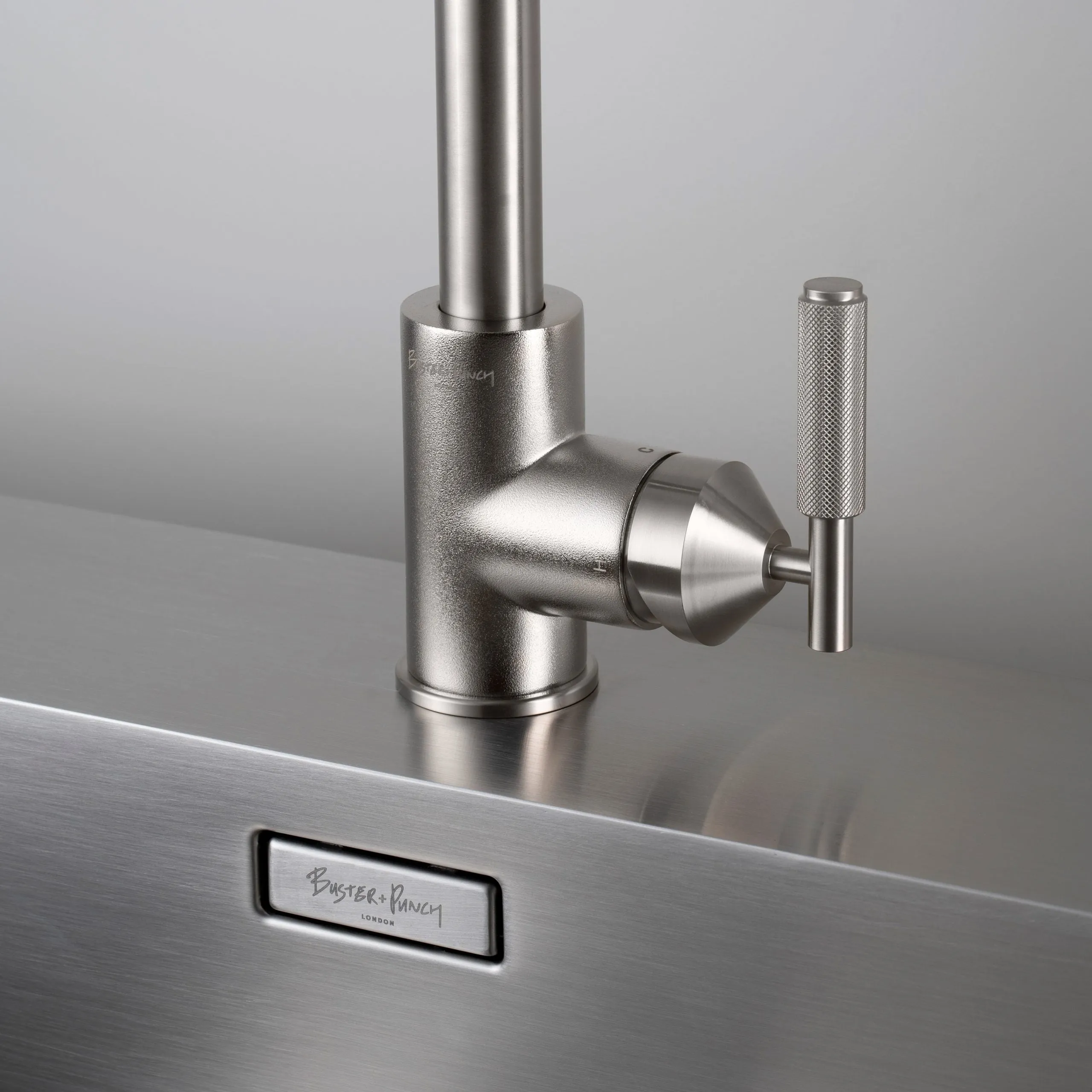 Buster   Punch Kitchen Faucet | Mixer | Cross