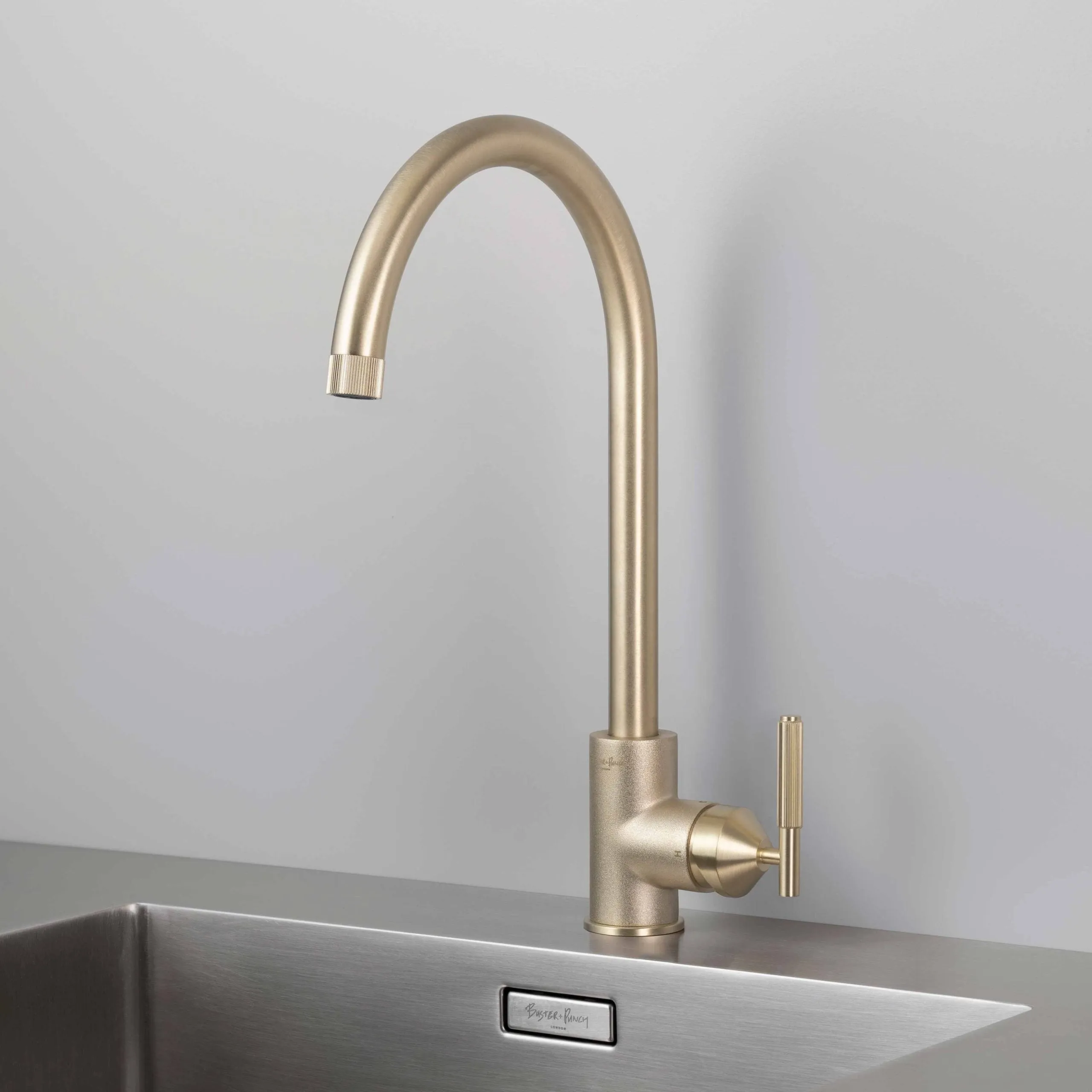 Buster   Punch Kitchen Faucet | Mixer | Linear