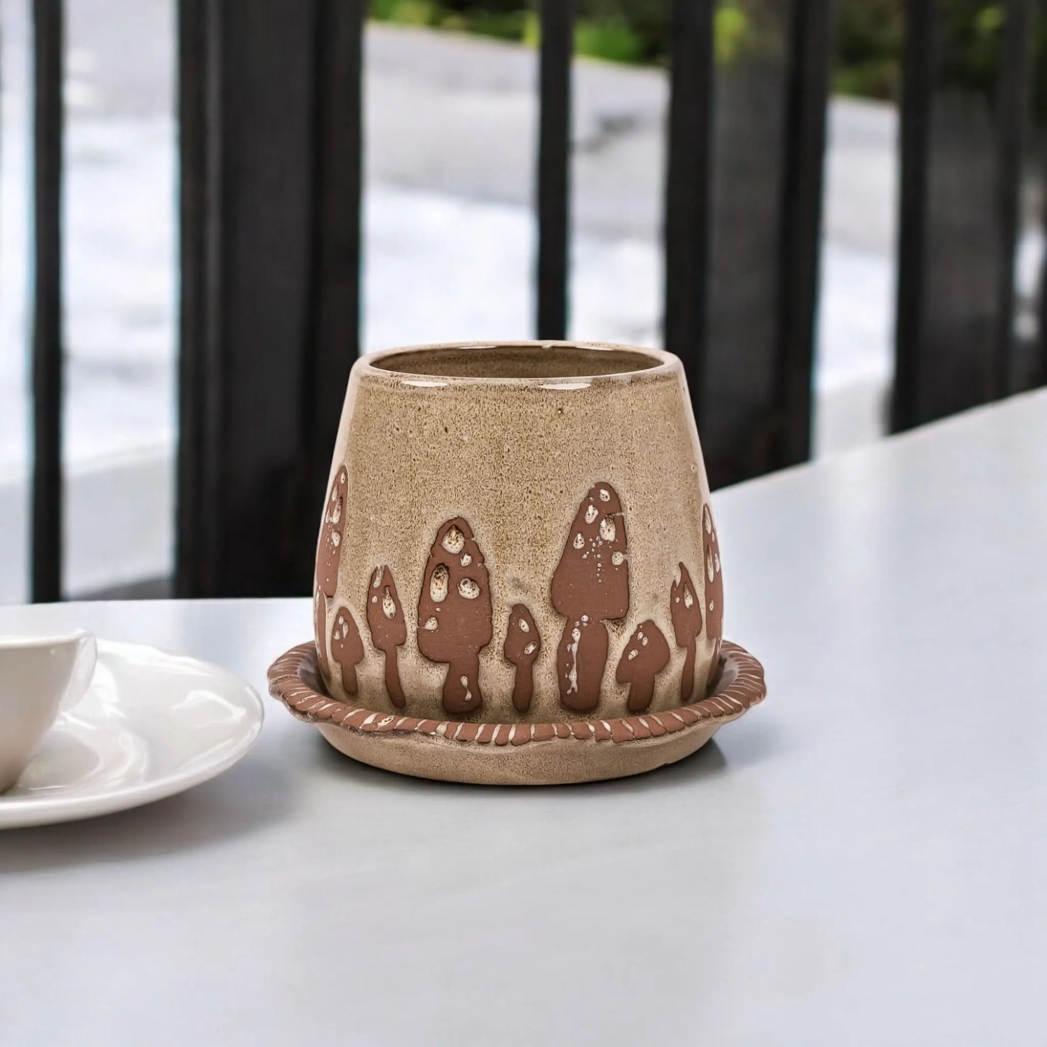 Wild Mushroom Pot   Saucer